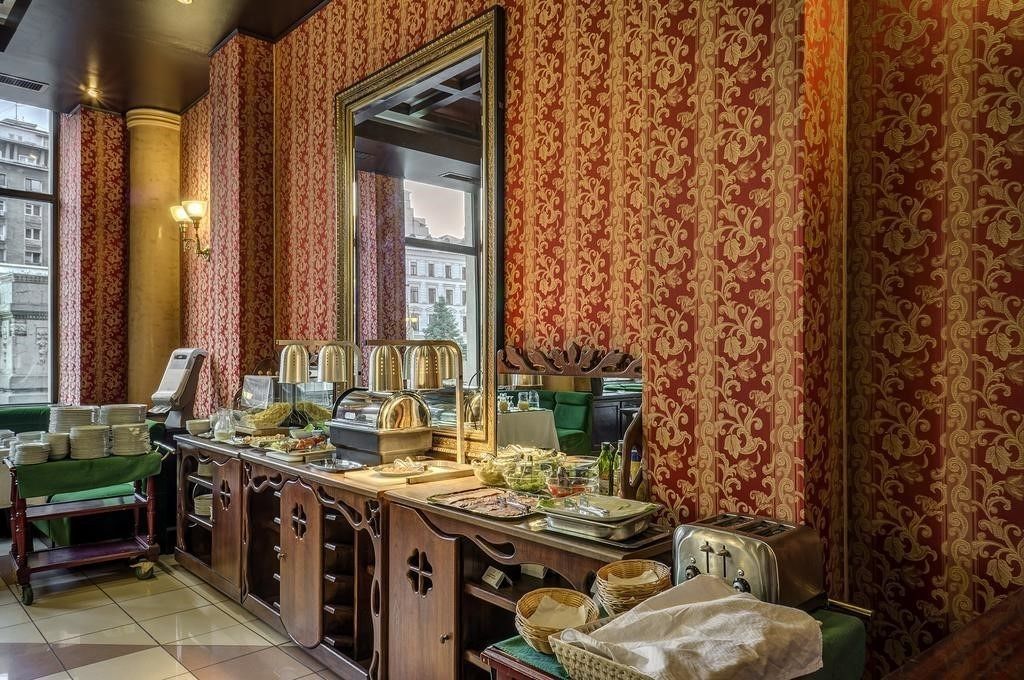 daily buffet breakfast (eur 9.00 per person)