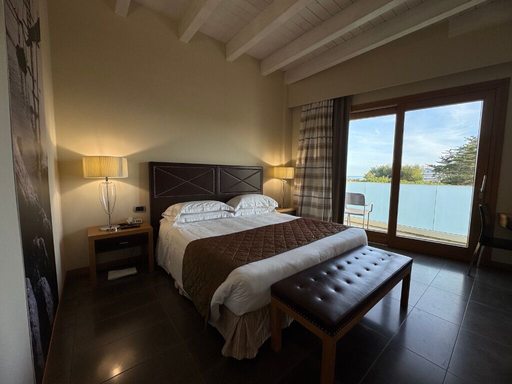 Minibar, in-room safe, desk, laptop workspace