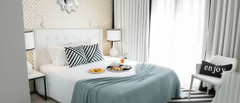 Minibar, Zimmersafe, Schreibtisch, schallisolierte Zimmer