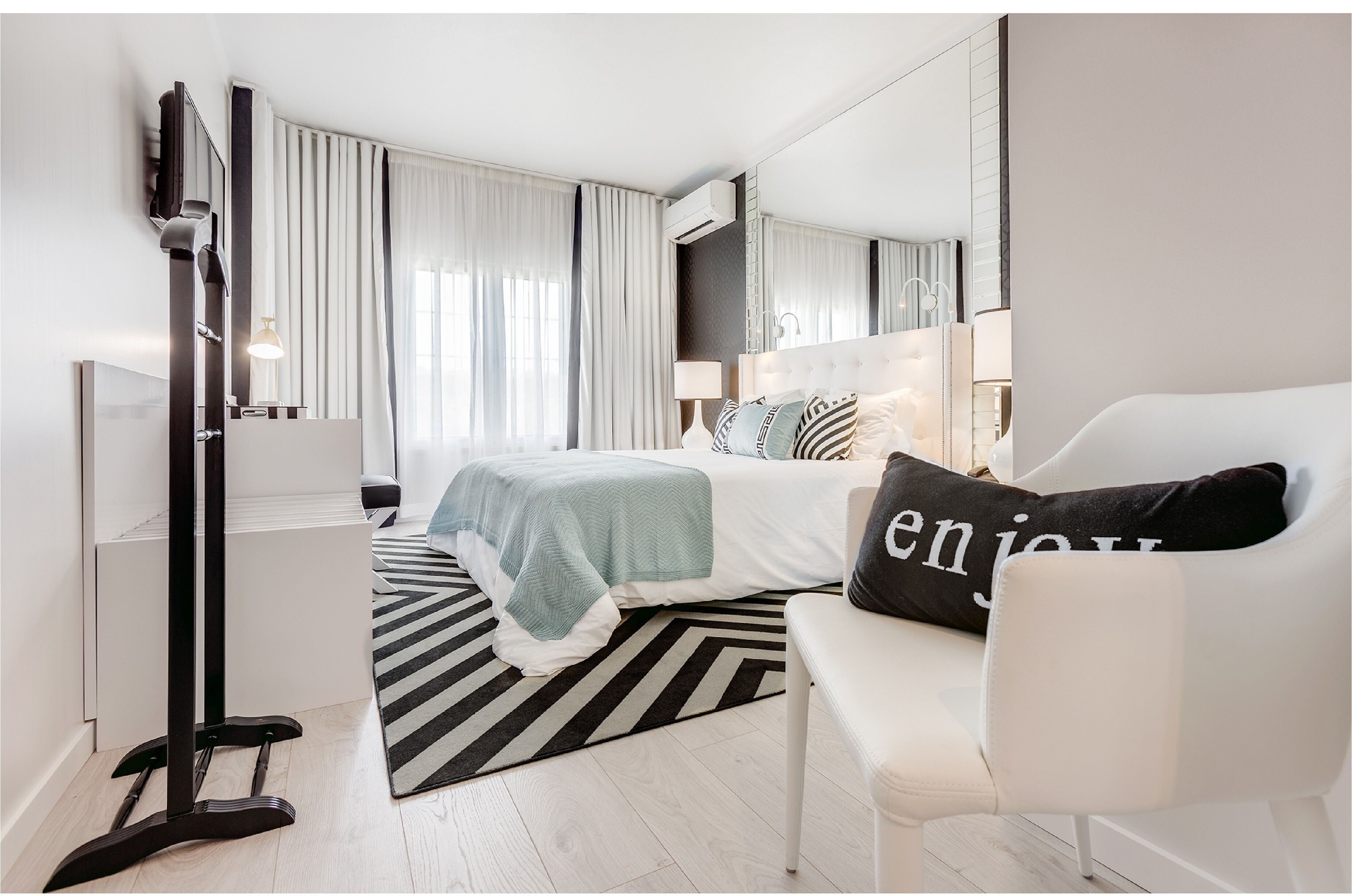 1 bedroom, minibar, in-room safe, desk