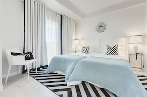 Minibar, coffres-forts dans les chambres, bureau, chambres insonorisées