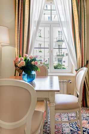 Junior Suite | Living room