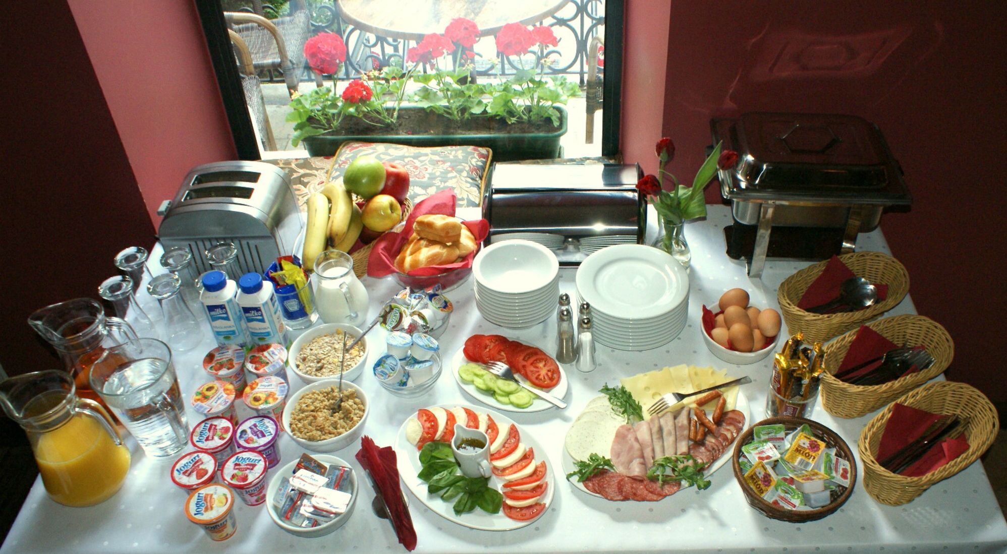 Petit déjeuner servi sur place