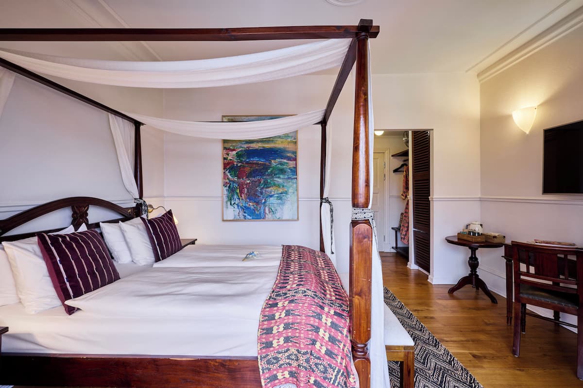 Deluxe Double Room | Free WiFi, bed sheets