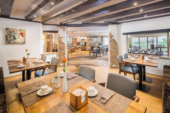 Daily buffet breakfast (EUR 18 per person)