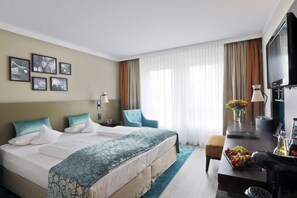 Standard Double Room | 1 bedroom, premium bedding, in-room safe, iron/ironing board