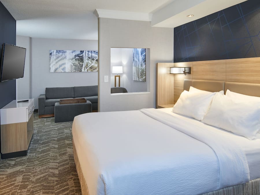 Iron/ironing board, free cots/infant beds, free WiFi, bed sheets