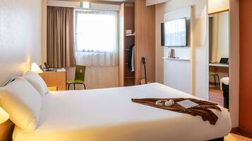 Habitación (New Bedding) | Caja fuerte, escritorio, tabla de planchar con plancha y wifi gratis