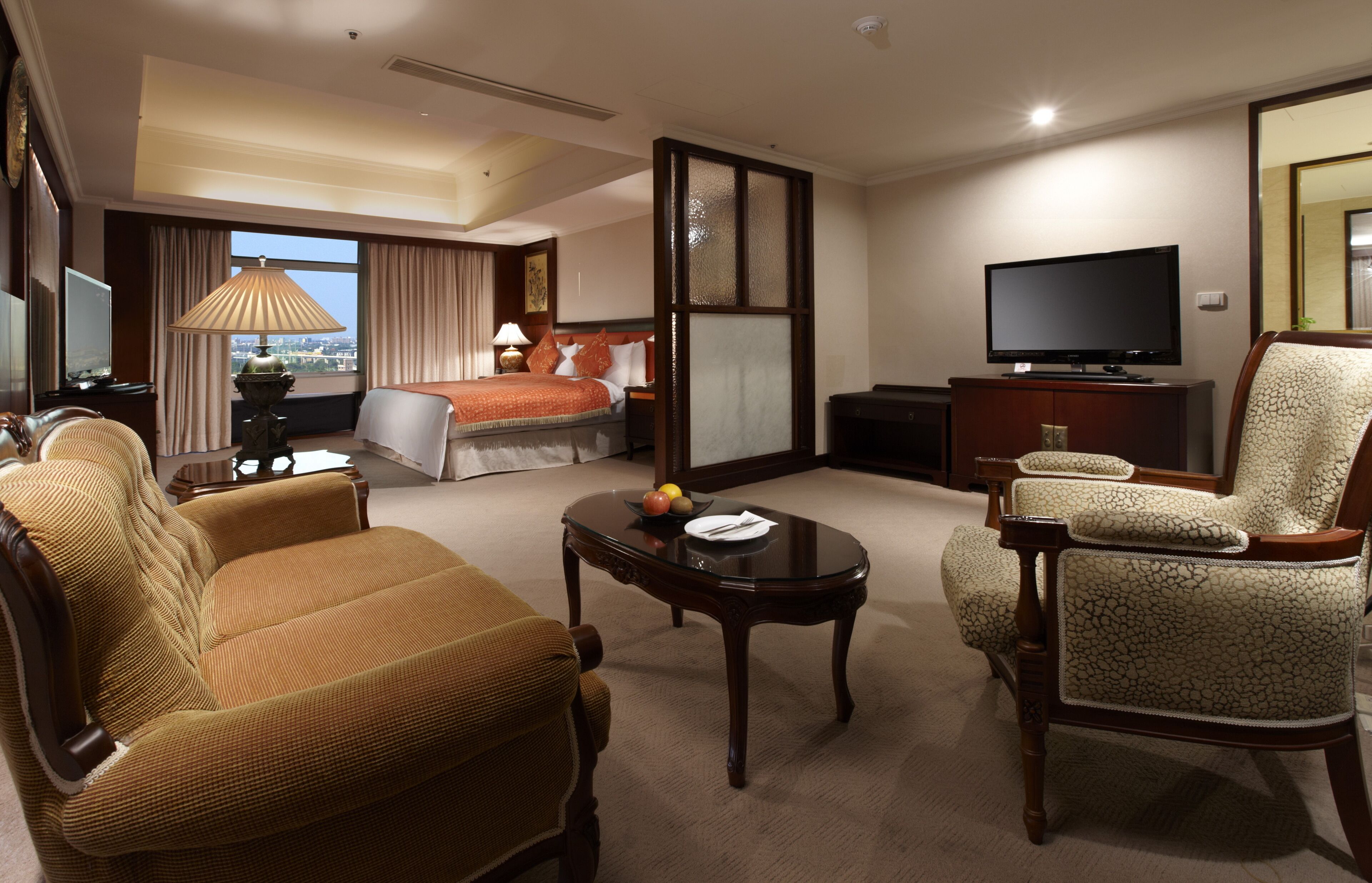 suite, 1 king bed (ambassador) | in-room safe, desk, blackout curtains, free wifi