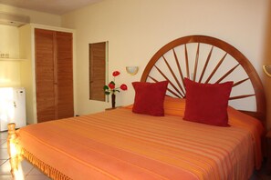 1 Schlafzimmer, Bügeleisen/Bügelbrett, kostenlose Babybetten