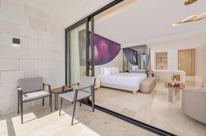 Beloved Garden View Jacuzzi Suite -The Eden Section | Minibar, in-room safe, individually decorated, individually furnished