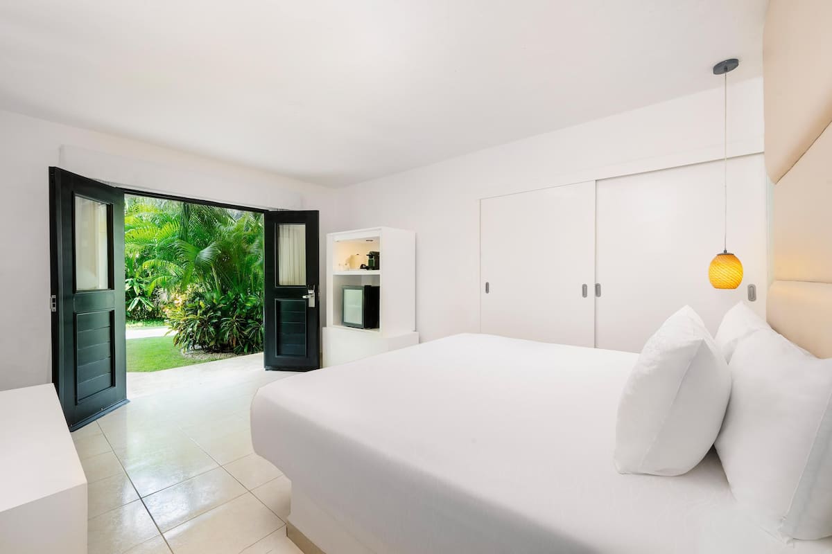 Minibar, in-room safe, blackout drapes, iron/ironing board