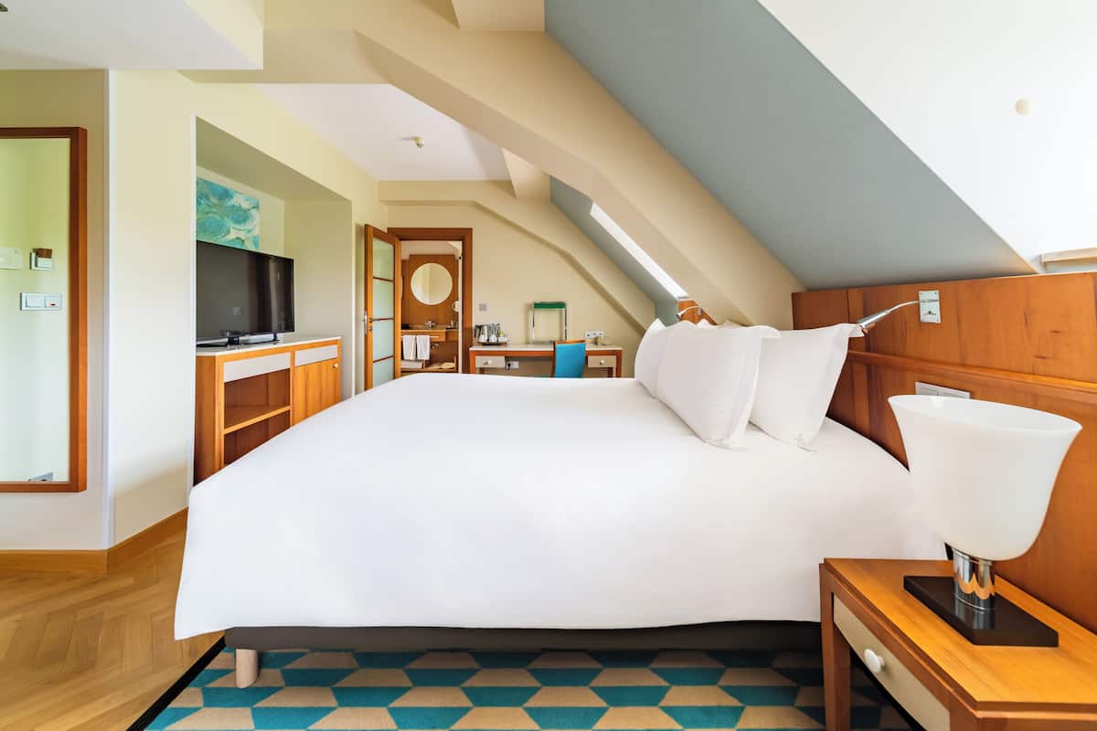 클래식룸, 퀸사이즈침대 1개 | 1 개의 침실, 고급 침구, 미니바, 객실 내 금고