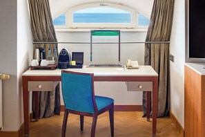 Magnifique Attic Room, 1 Dobule Bed, Sea Side | Premium bedding, minibar, in-room safe, desk - Sofitel Grand Sopot (Sopot)