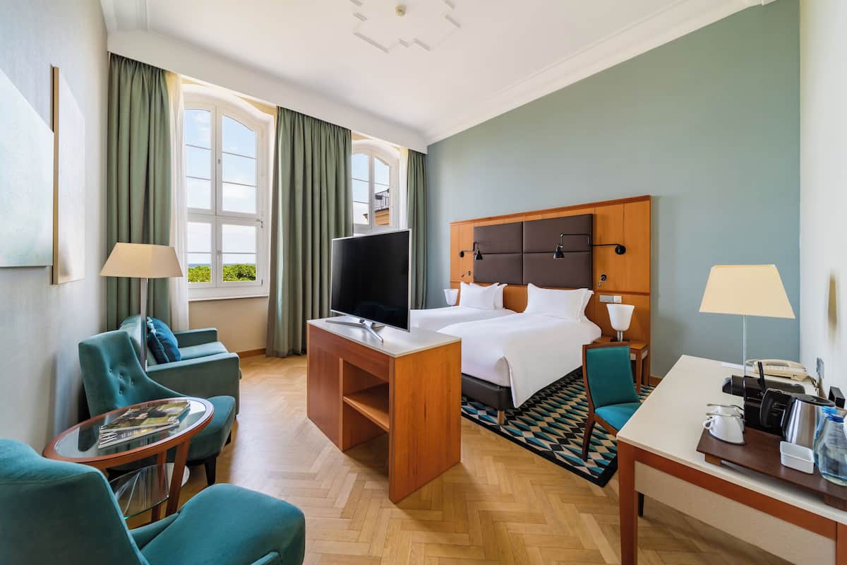 주니어 스위트, 싱글침대 2개 | 1 개의 침실, 고급 침구, 미니바, 객실 내 금고