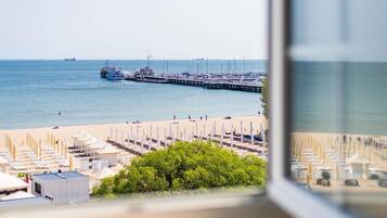 Luxury Room, 2 Twin Beds, Sea Side | Premium bedding, minibar, in-room safe, desk