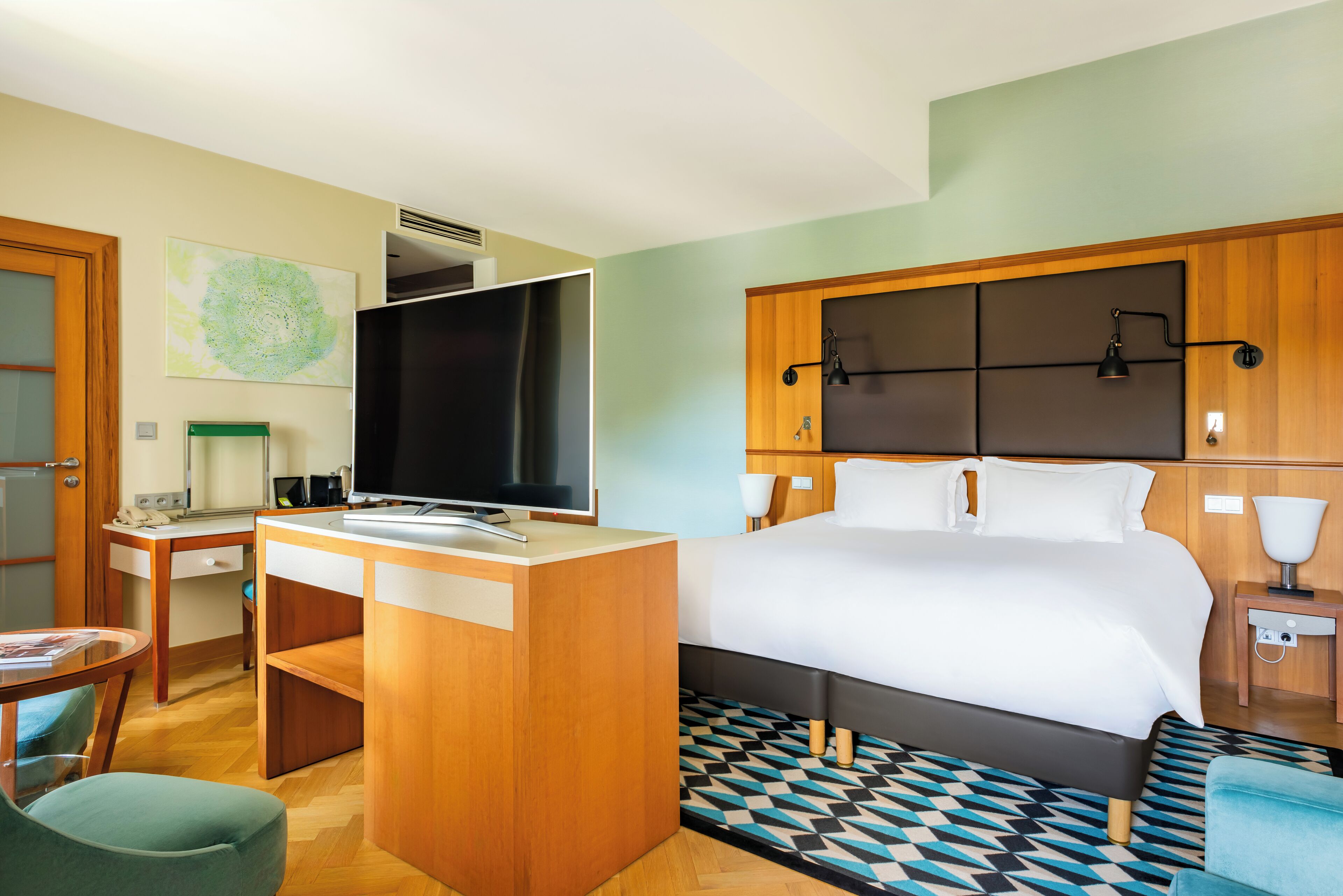 Literie de qualité supérieure, minibar, coffres-forts dans les chambres