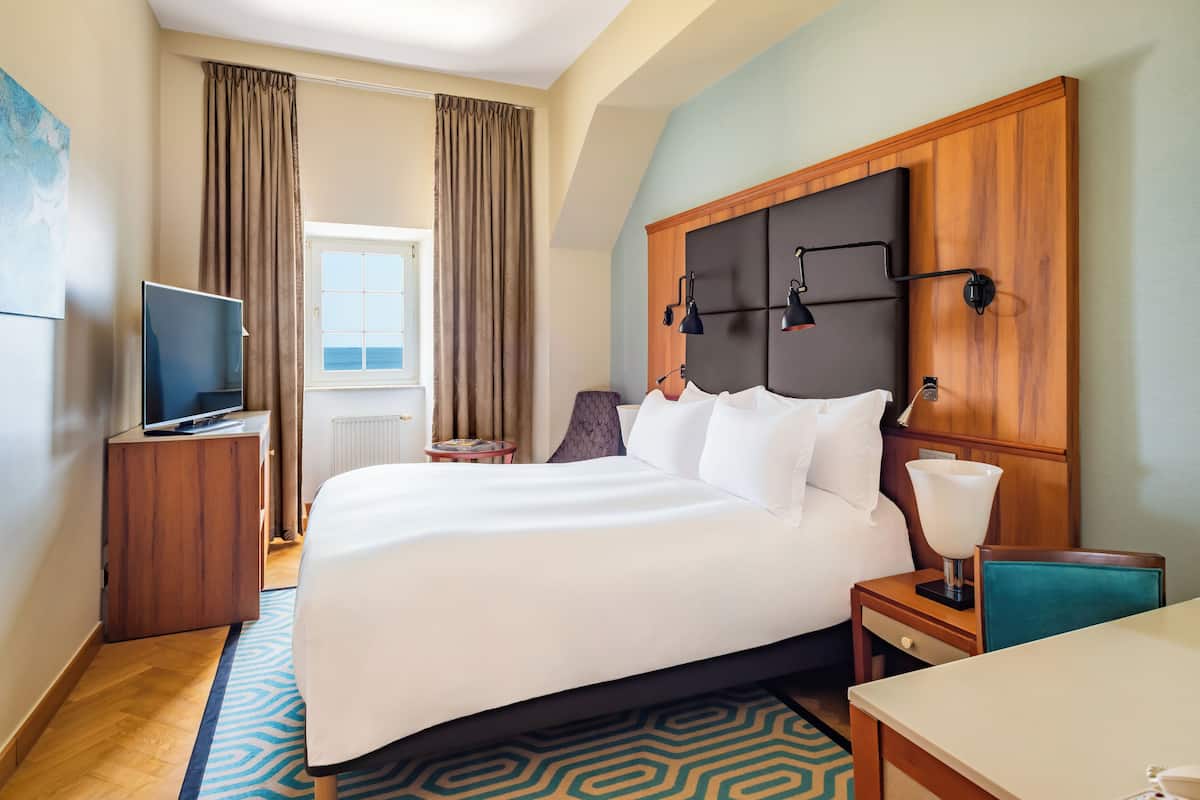 슈피리어룸, 더블침대 1개, 바다 전망 | 1 개의 침실, 고급 침구, 미니바, 객실 내 금고