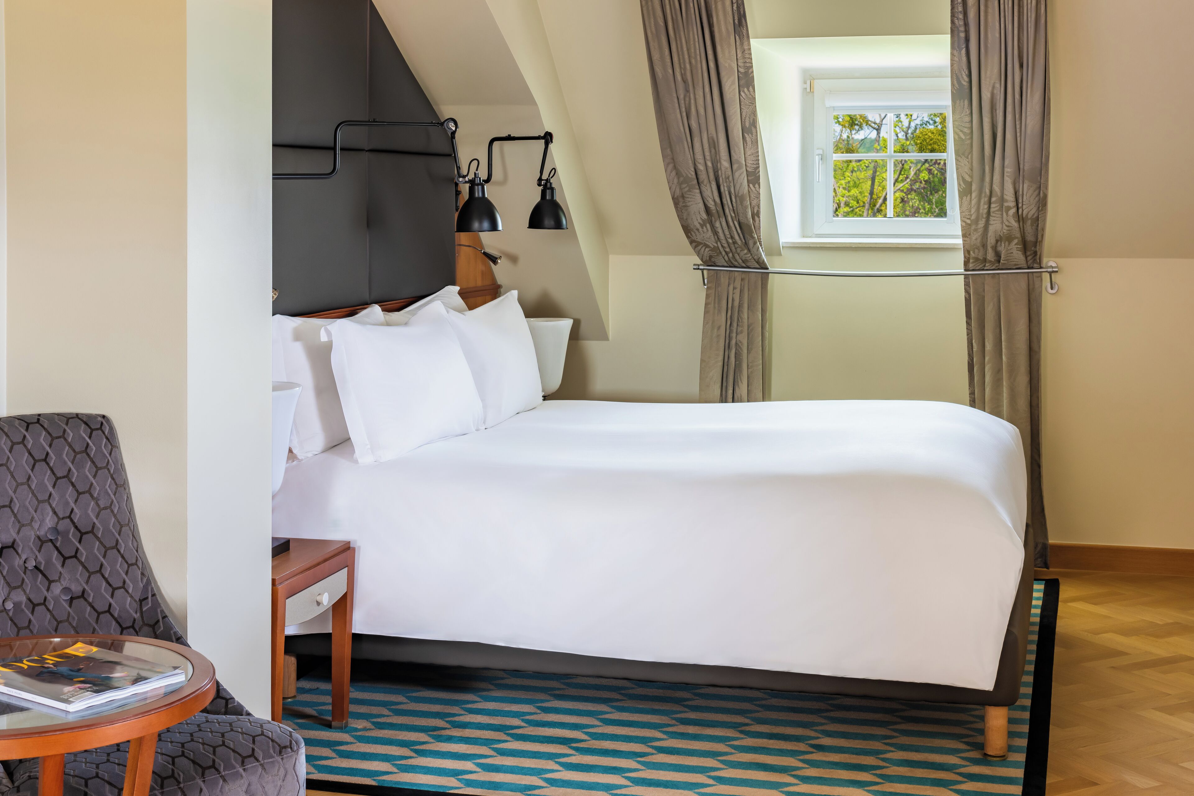 Literie de qualité supérieure, minibar, coffres-forts dans les chambres