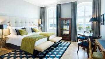 Premium bedding, minibar, in-room safe, desk