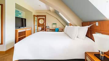 Classic Attic Room, 1 Double Bed, Park side | 1 bedroom, premium bedding, minibar, in-room safe