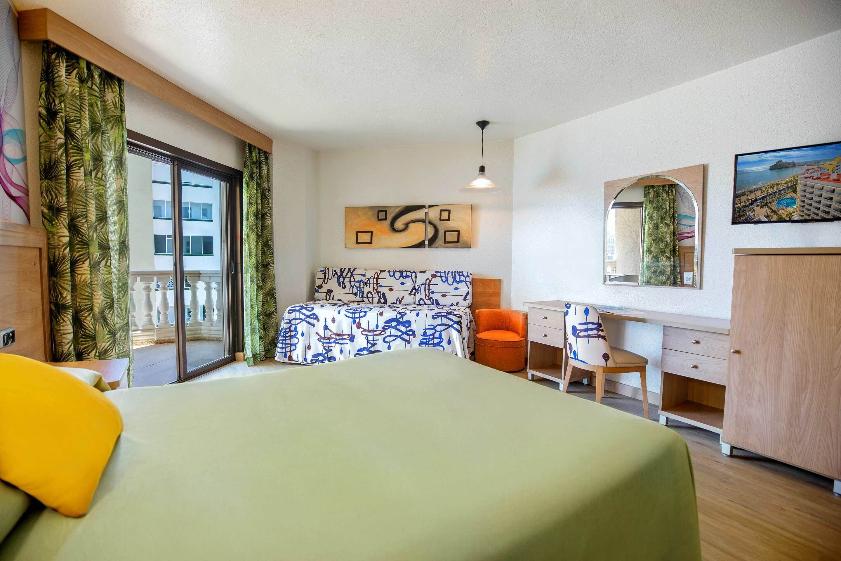 in-room safe, desk, free wifi, bed sheets