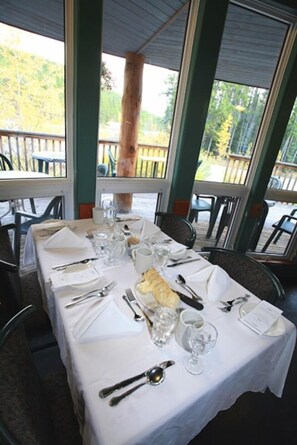 Se sirven desayunos, almuerzos y cenas