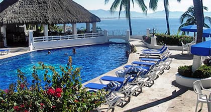 Dolphin Cove Inn