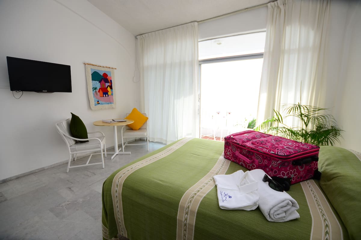 Standard-Suite, Terrasse | Hochwertige Bettwaren, Bügeleisen/Bügelbrett