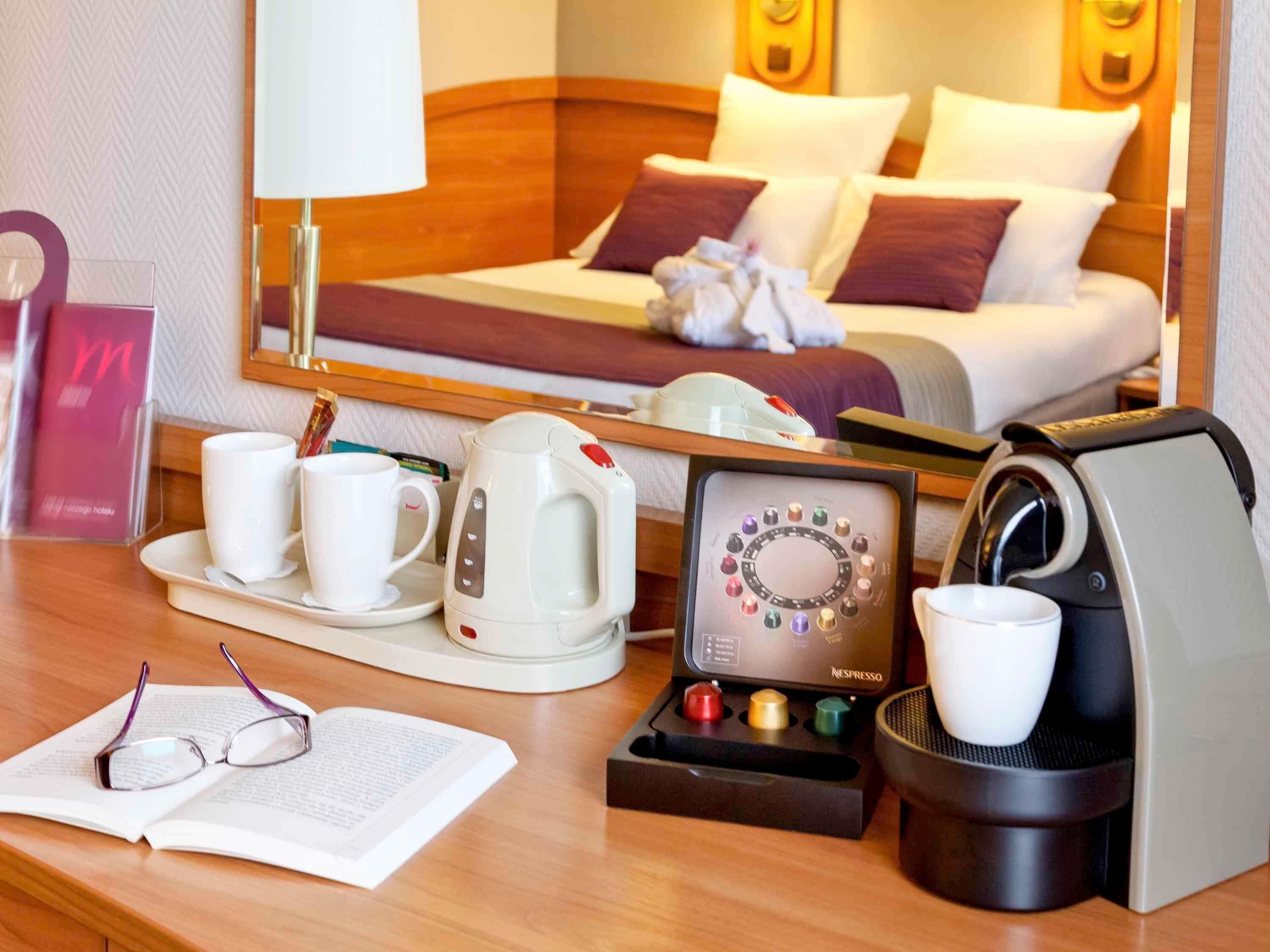 Quarto superior, 1 cama Queen e sofá-cama | Escrivaninha, cortinas blackout, quartos à prova de som