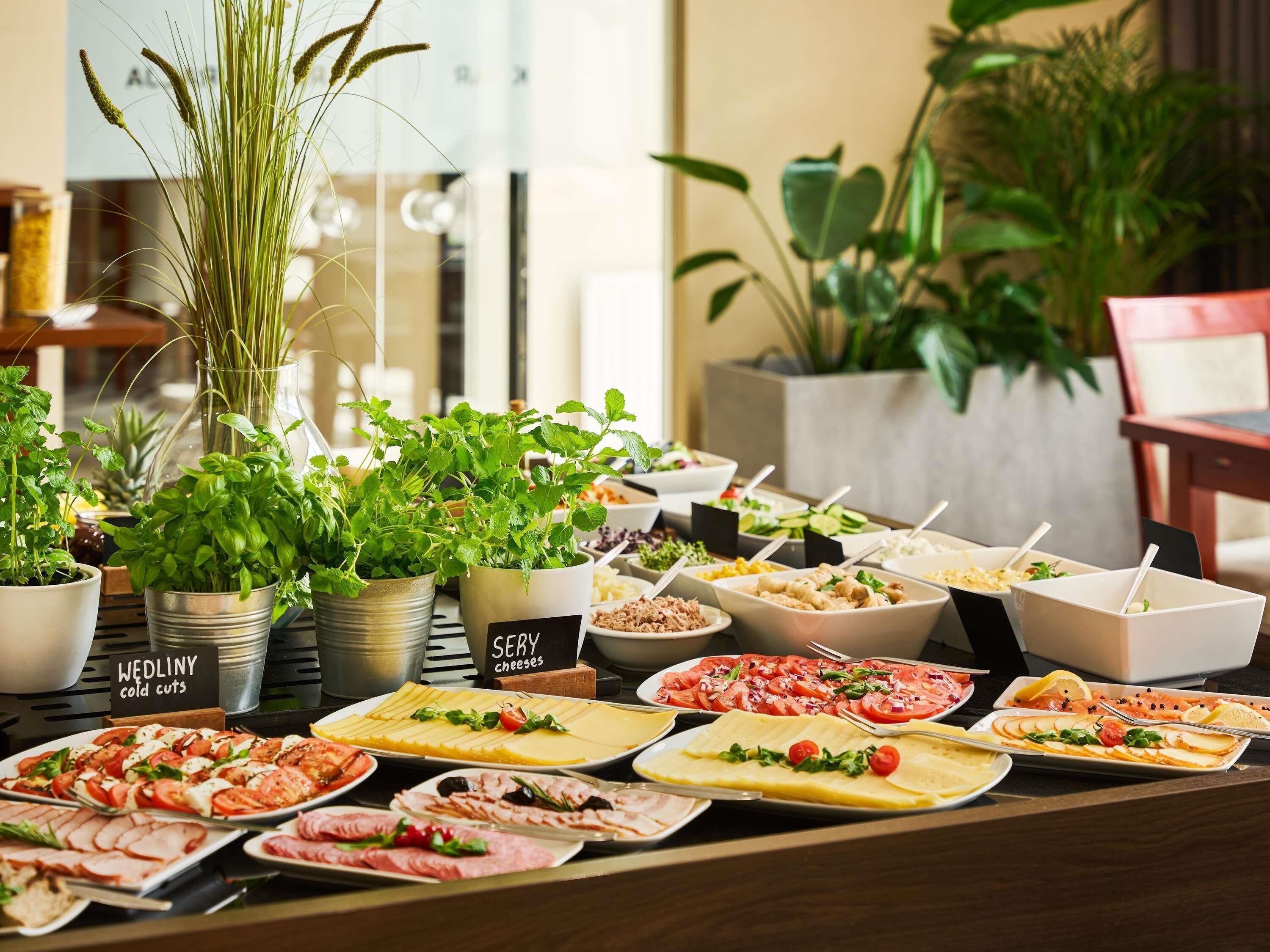 Daily buffet breakfast for a fee