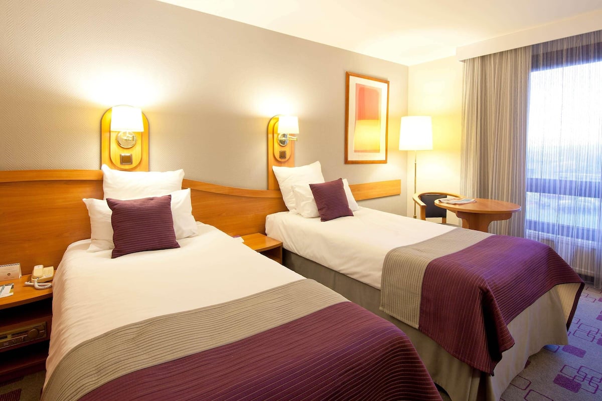 Standard Twin Room, 2 Single Beds | Desk, blackout curtains, soundproofing, free WiFi