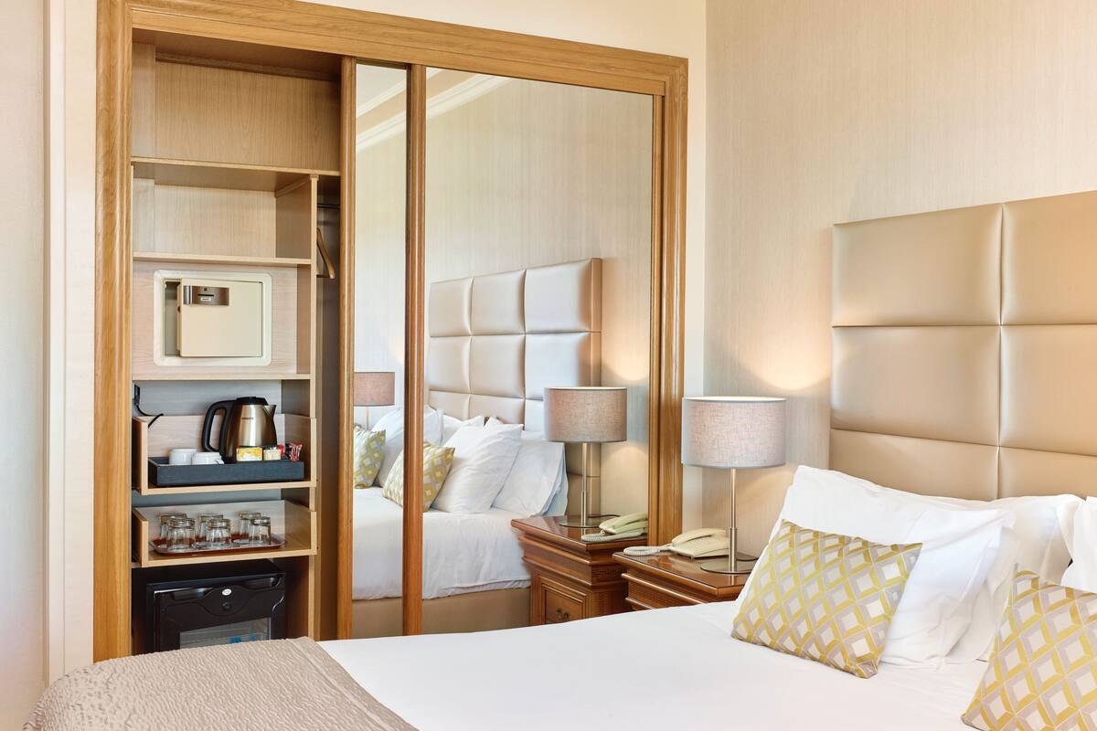 1 bedroom, minibar, in-room safe, desk