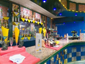 Bar (en el alojamiento)