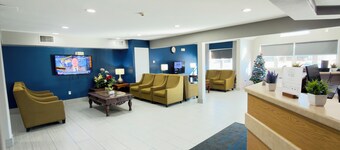 Americas Best Value Inn & Suites Ada