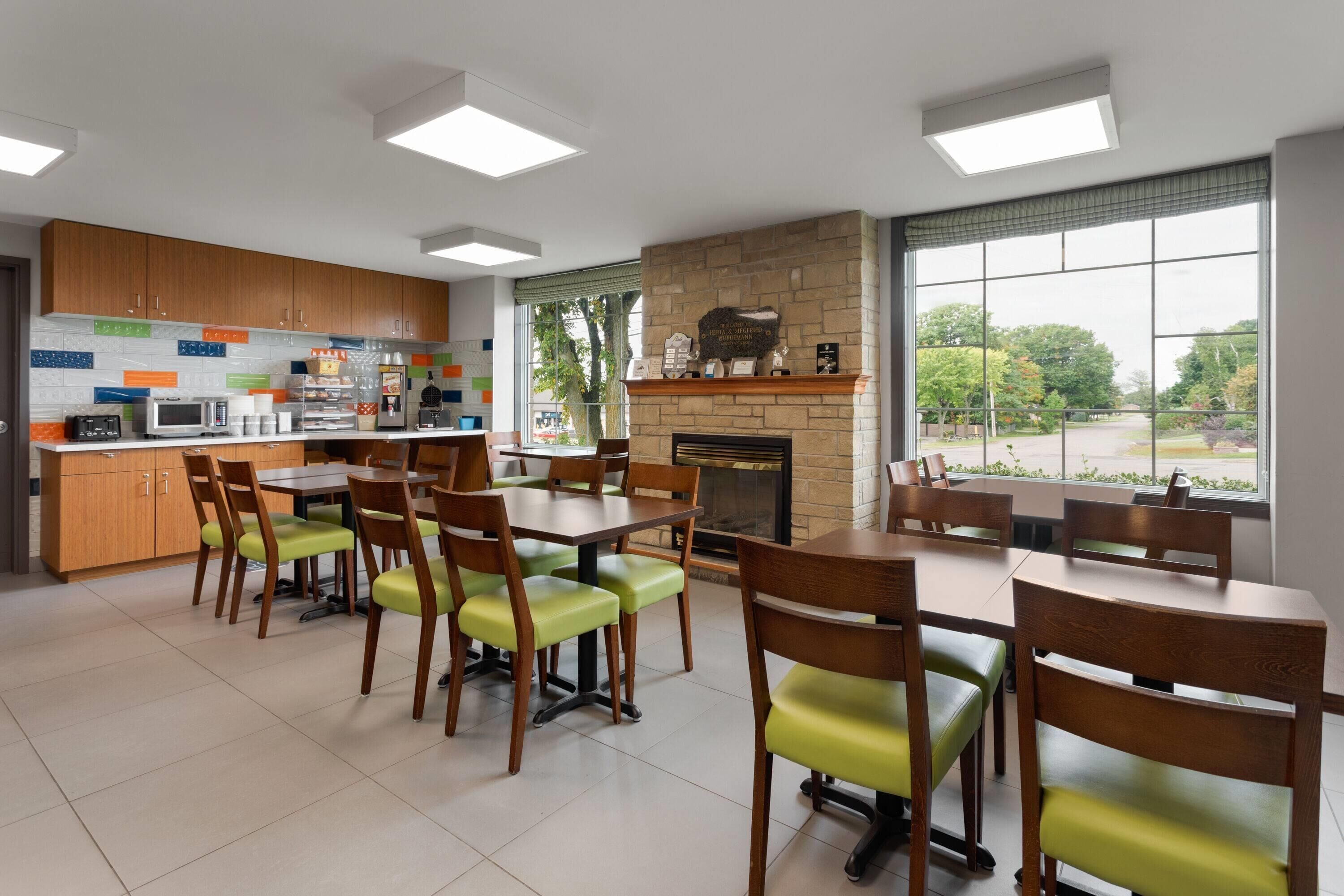 Free daily on-the-go breakfast