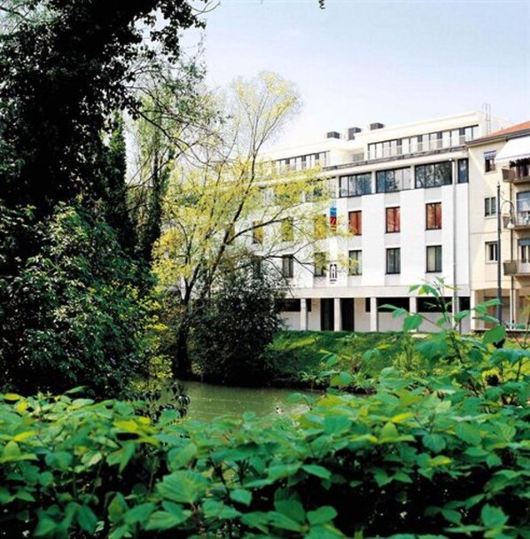 Front of property - B&B HOTEL Padova Methis (Padova)