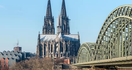 Dorint Hotel am Heumarkt Köln