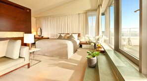 Presidential Suite | 1 bedroom, hypo-allergenic bedding, in-room safe, desk