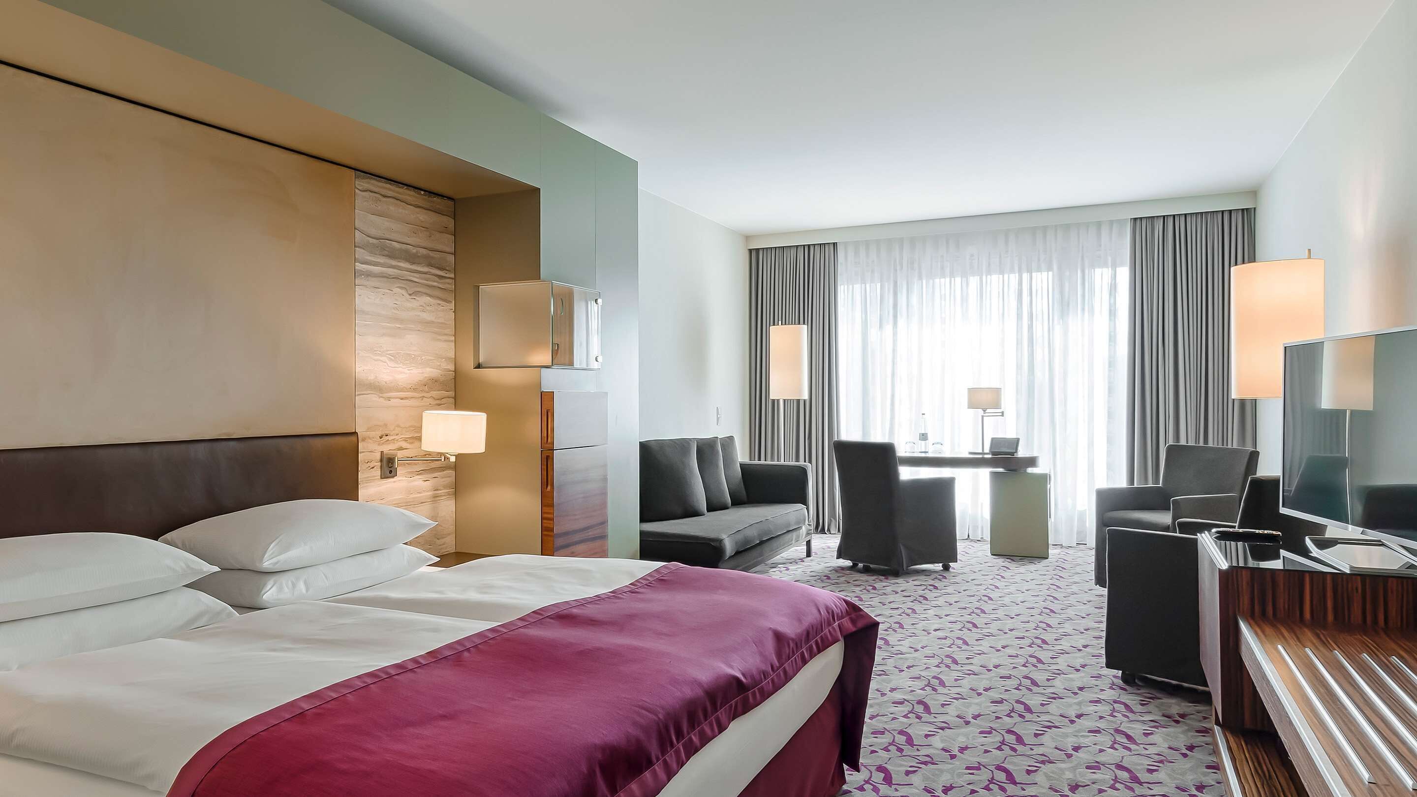 Hypo-allergenic bedding, in-room safe, desk, laptop workspace