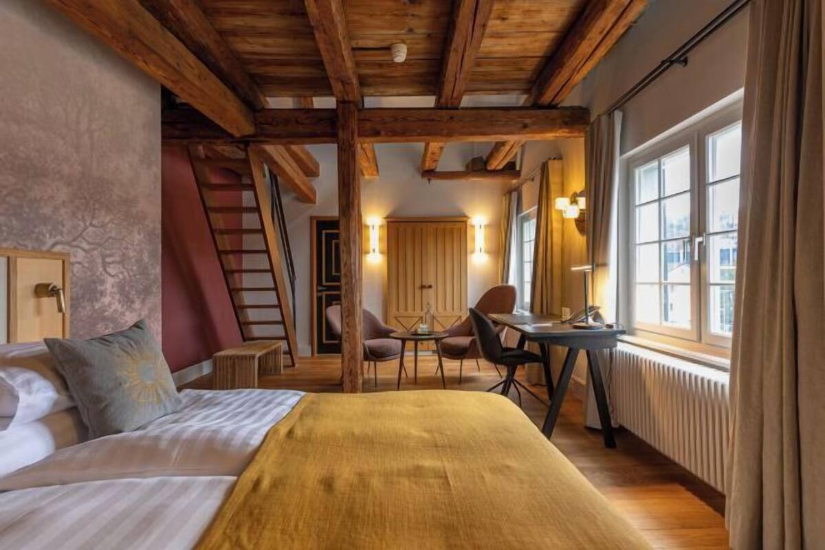Couette en duvet d'oie, minibar, coffres-forts dans les chambres, bureau