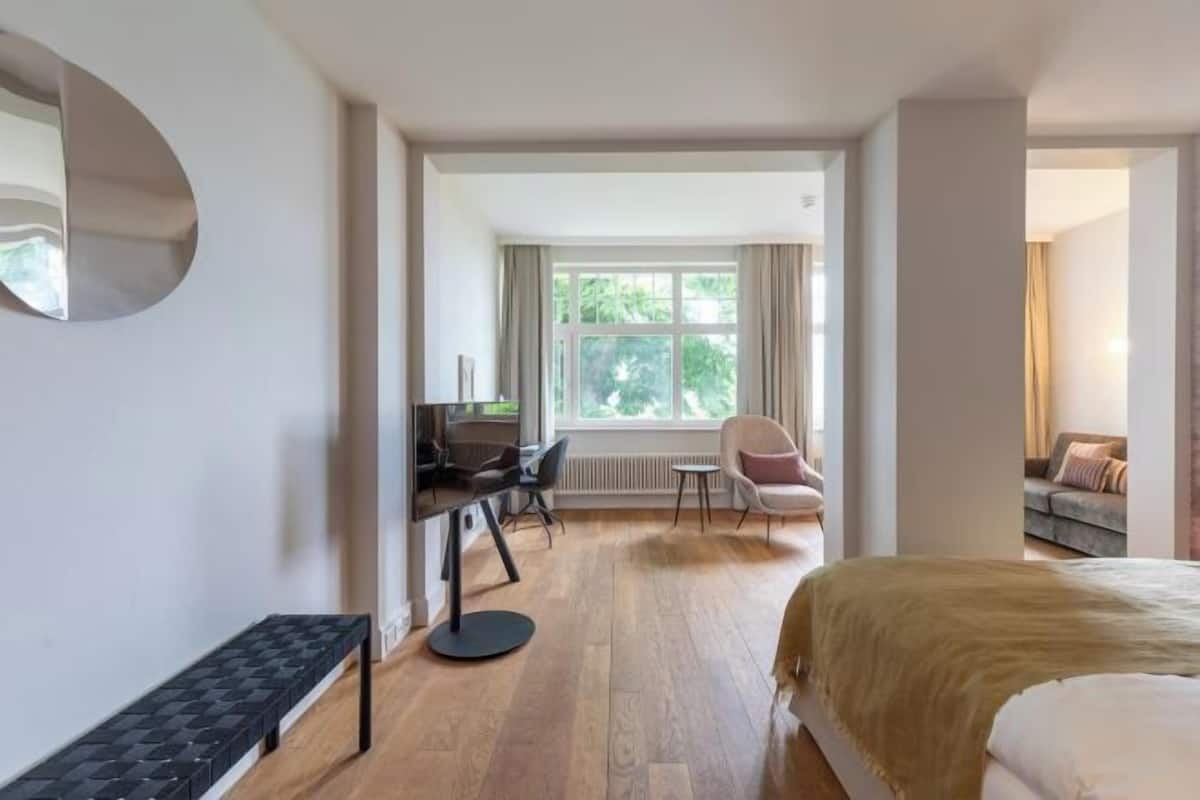 Couette en duvet d'oie, minibar, coffres-forts dans les chambres, bureau