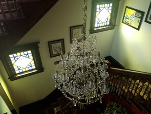 Interior entrance - Spurs n Lace Bed & Breakfast Inn (Colorado Springs)