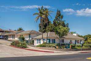 Exterior - Quality Inn Santa Barbara (Santa Barbara)