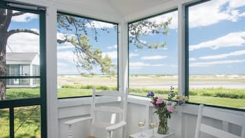 Casa de campo (Two Bedroom Cottage Waterfront) | Vista do quarto