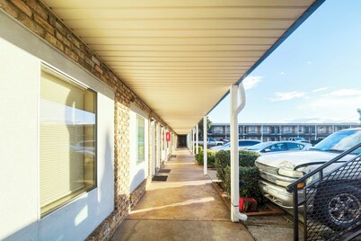 Hotel O Haven Inn Huntsville AL US 72