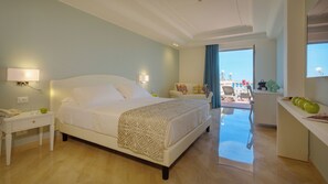 Minibar, in-room safe, individually furnished, desk - Hellenia Yachting Hotel (Giardini Naxos)