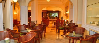 Hellenia Yachting Hotel