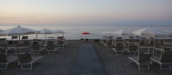 Hellenia Yachting Hotel