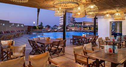 Blue Sky City Beach Hotel